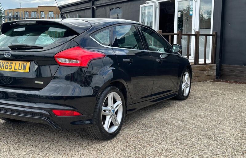 FORD FOCUS