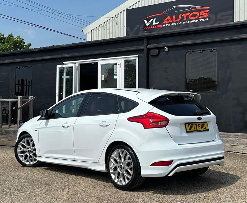 FORD FOCUS