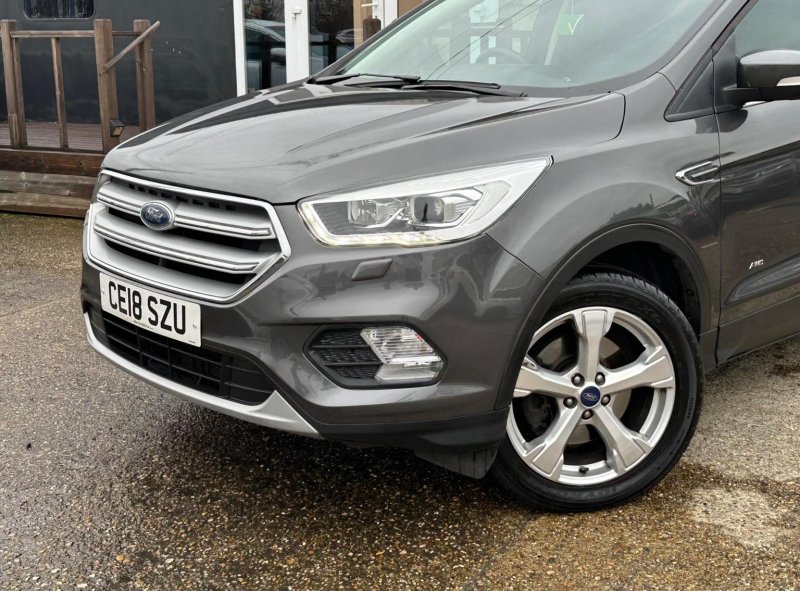 FORD KUGA