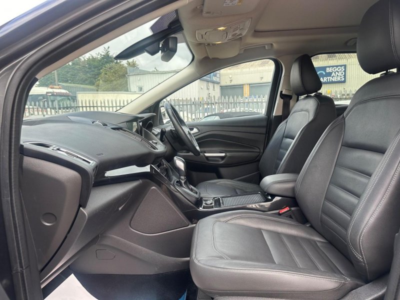 FORD KUGA