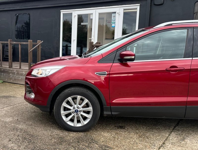 FORD KUGA