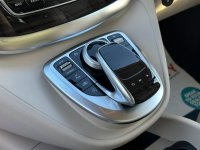 MERCEDES-BENZ V CLASS