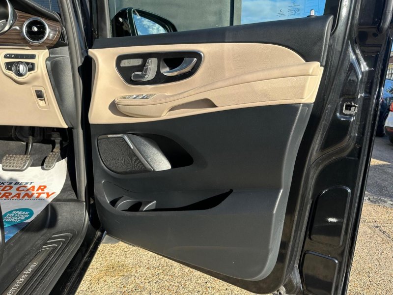 MERCEDES-BENZ V CLASS