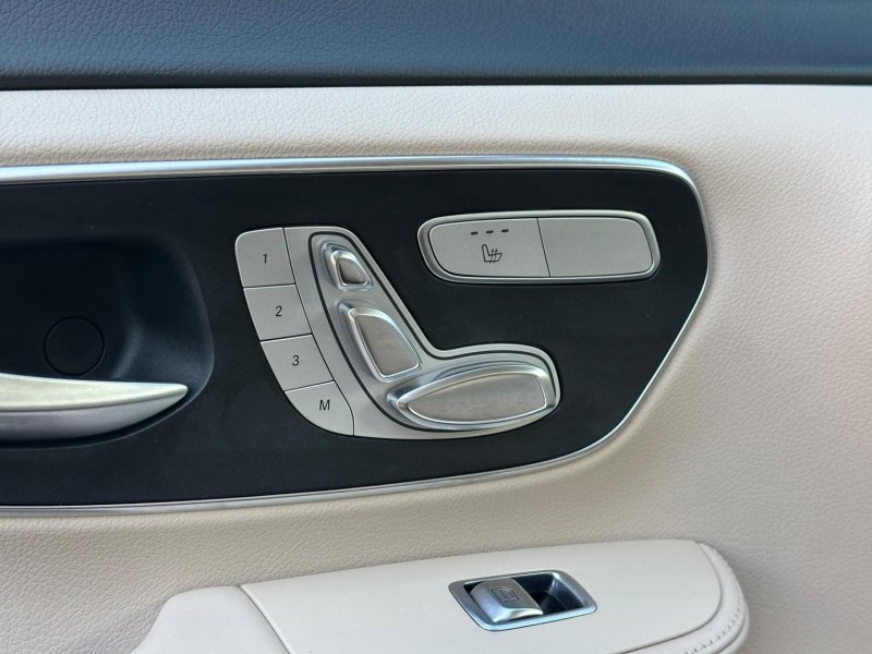 MERCEDES-BENZ V CLASS