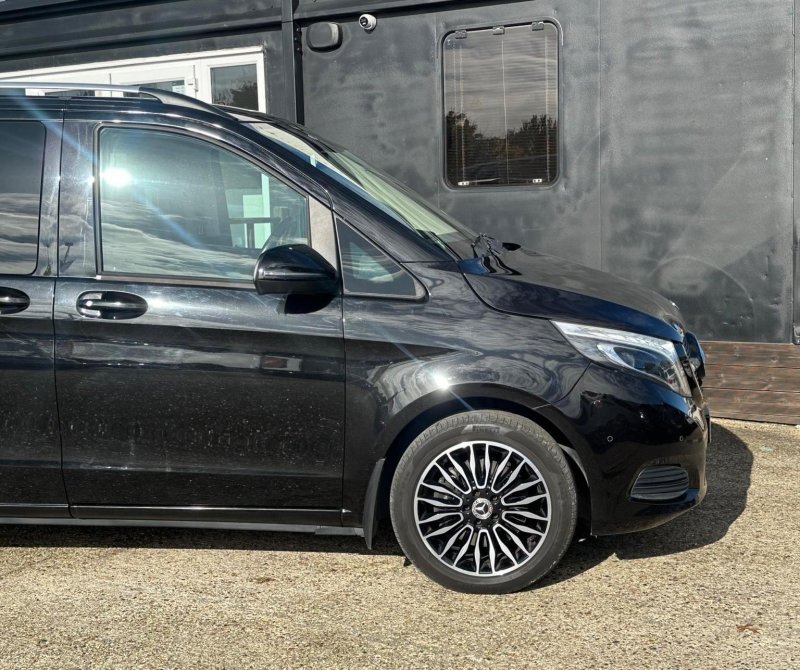 MERCEDES-BENZ V CLASS
