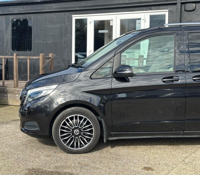 MERCEDES-BENZ V CLASS