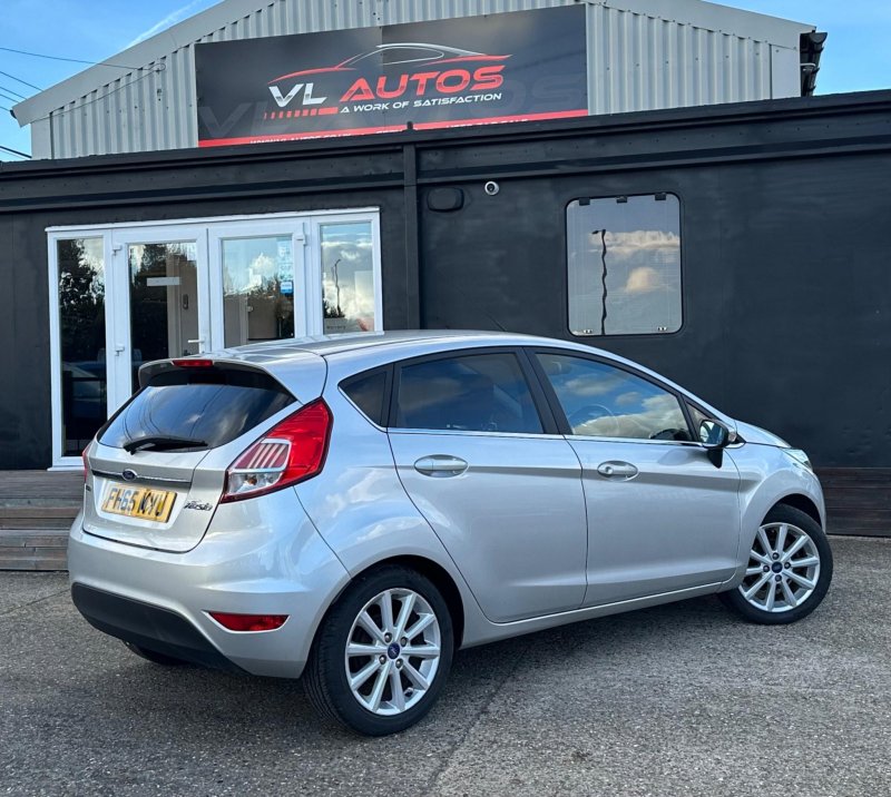 FORD FIESTA