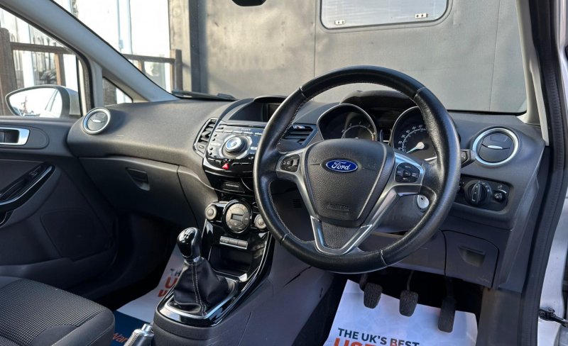 FORD FIESTA