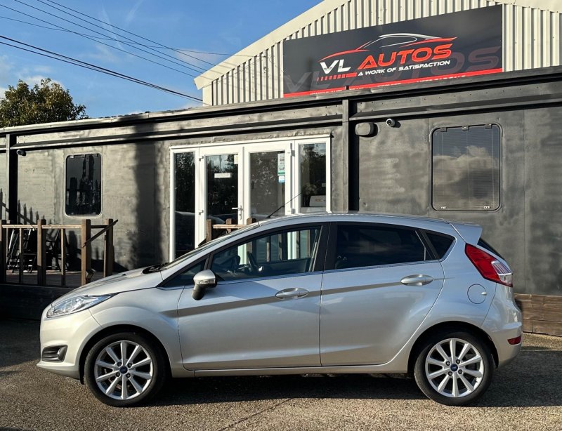 FORD FIESTA