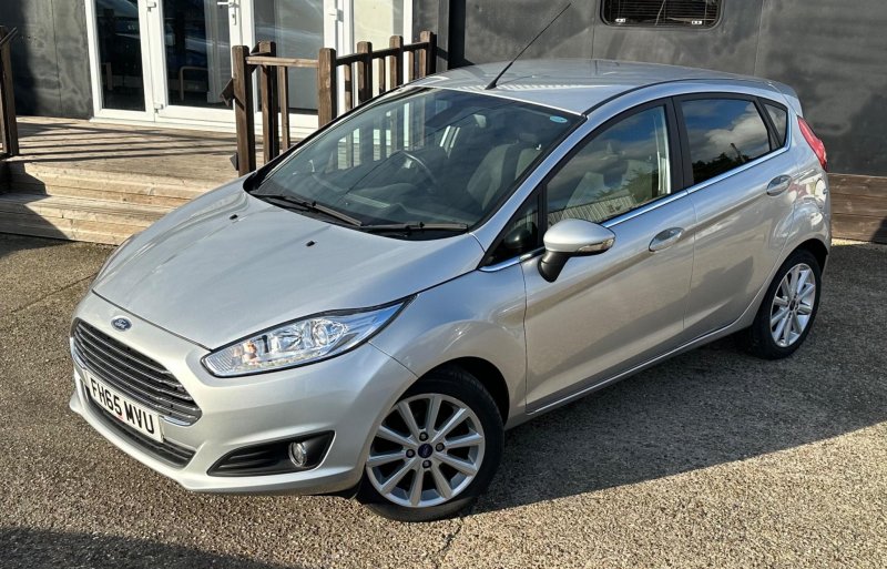 FORD FIESTA