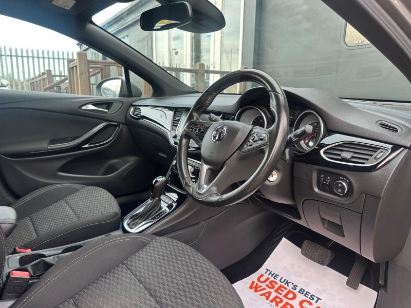 VAUXHALL ASTRA