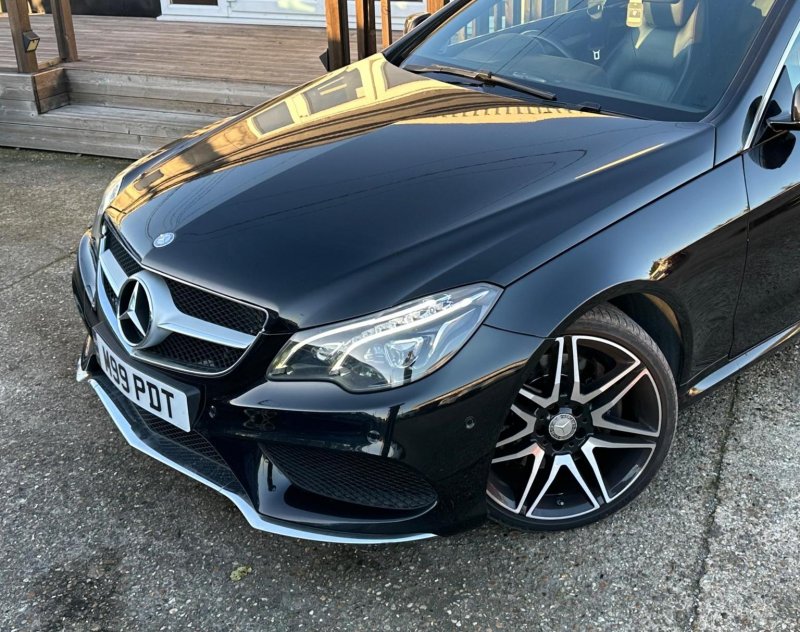 MERCEDES-BENZ E CLASS