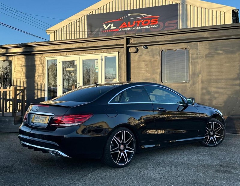 MERCEDES-BENZ E CLASS