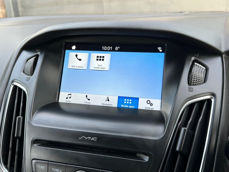 FORD FOCUS