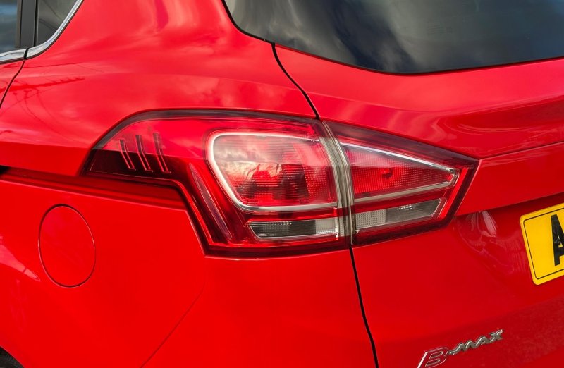 FORD B-MAX