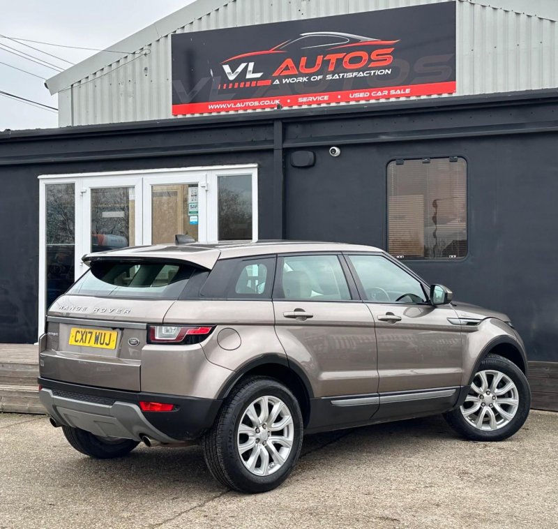LAND ROVER RANGE ROVER EVOQUE