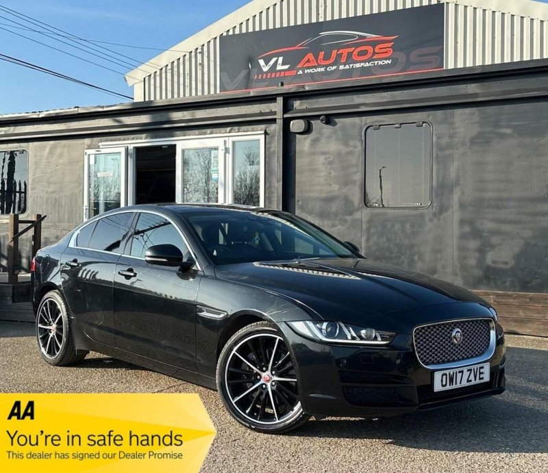 JAGUAR XE