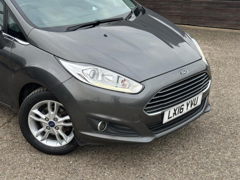 FORD FIESTA