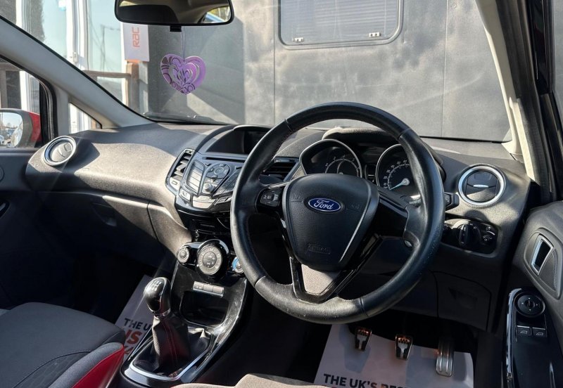 FORD FIESTA