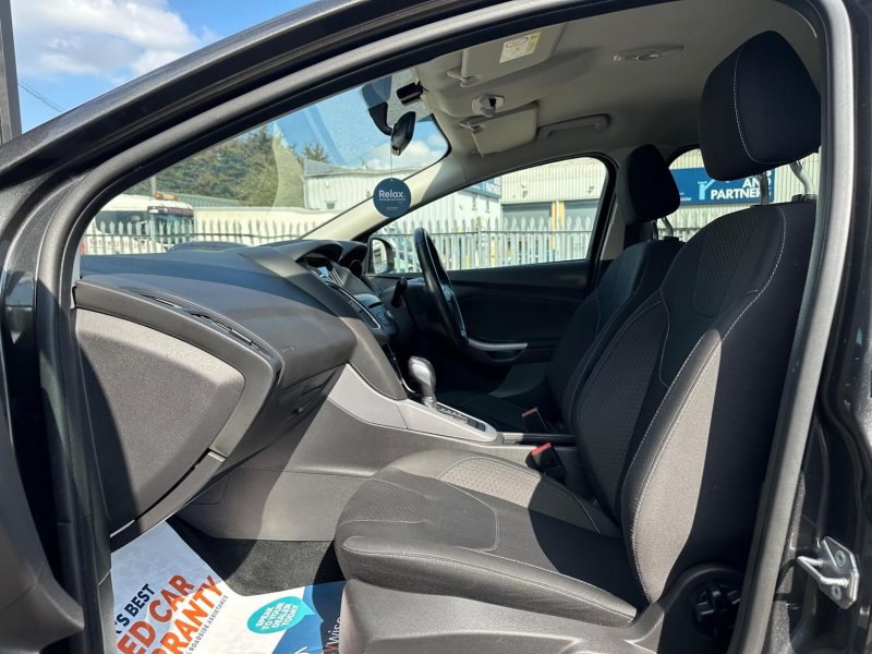 FORD FOCUS