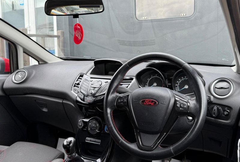 FORD FIESTA