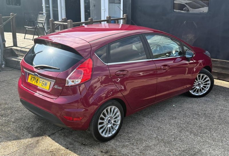 FORD FIESTA