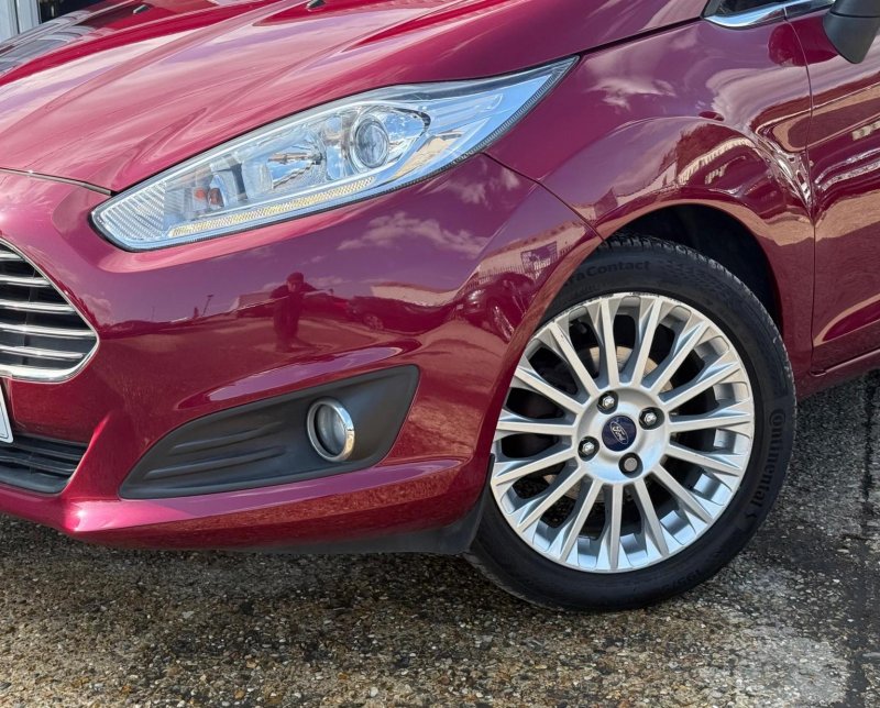 FORD FIESTA