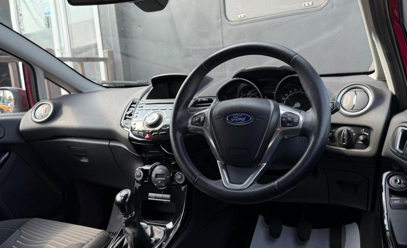 FORD FIESTA